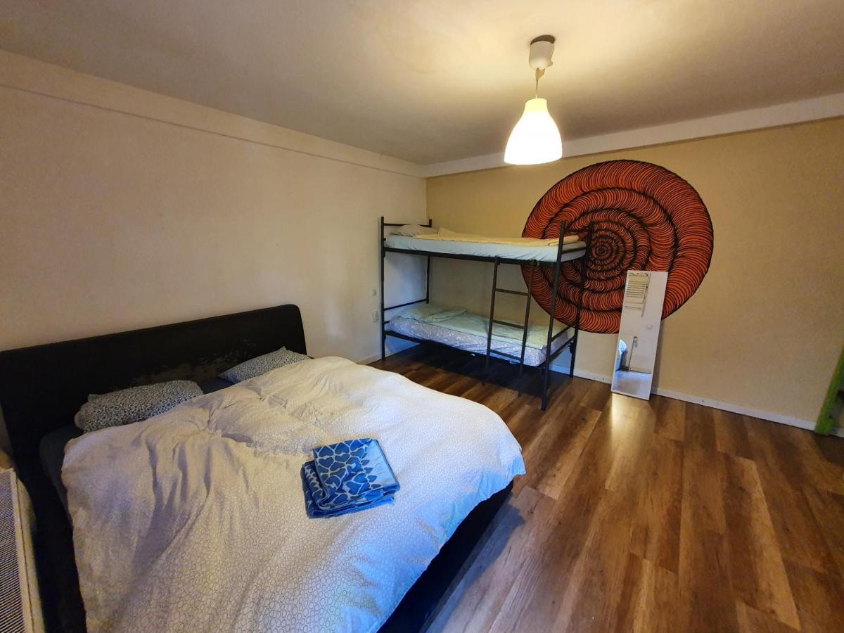 Zen Hostel Cluj-Napoca Luaran gambar