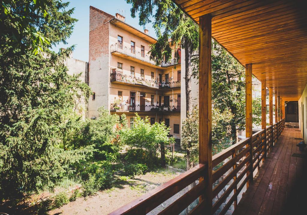 Zen Hostel Cluj-Napoca Luaran gambar