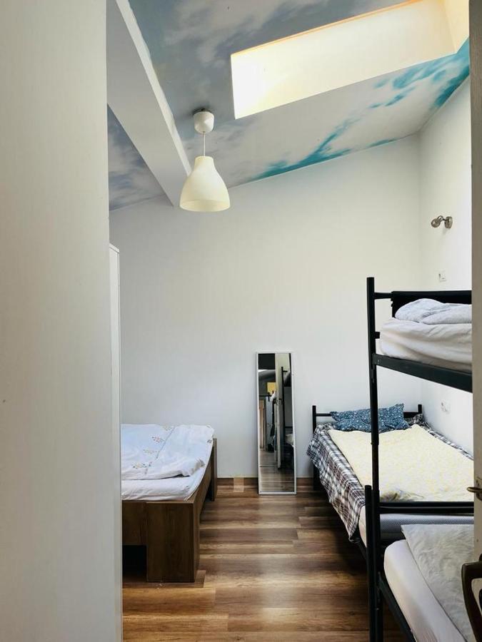 Zen Hostel Cluj-Napoca Luaran gambar