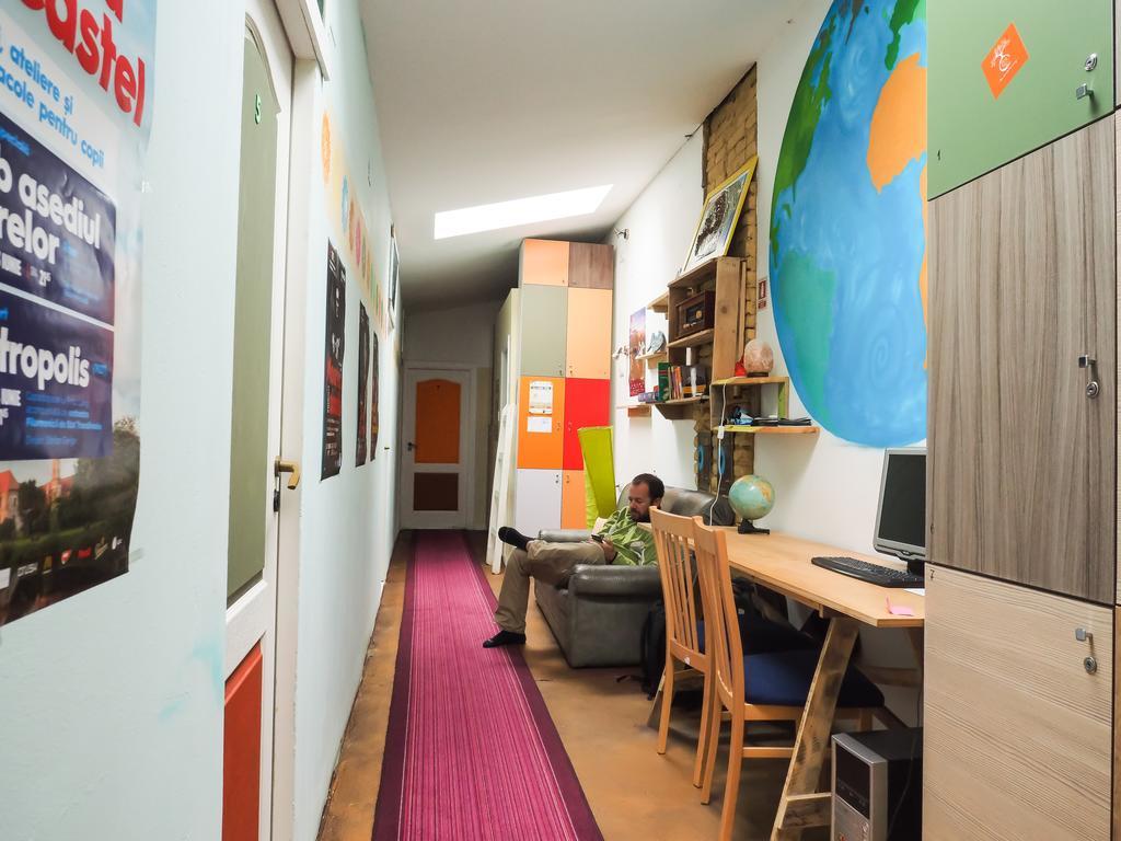 Zen Hostel Cluj-Napoca Luaran gambar