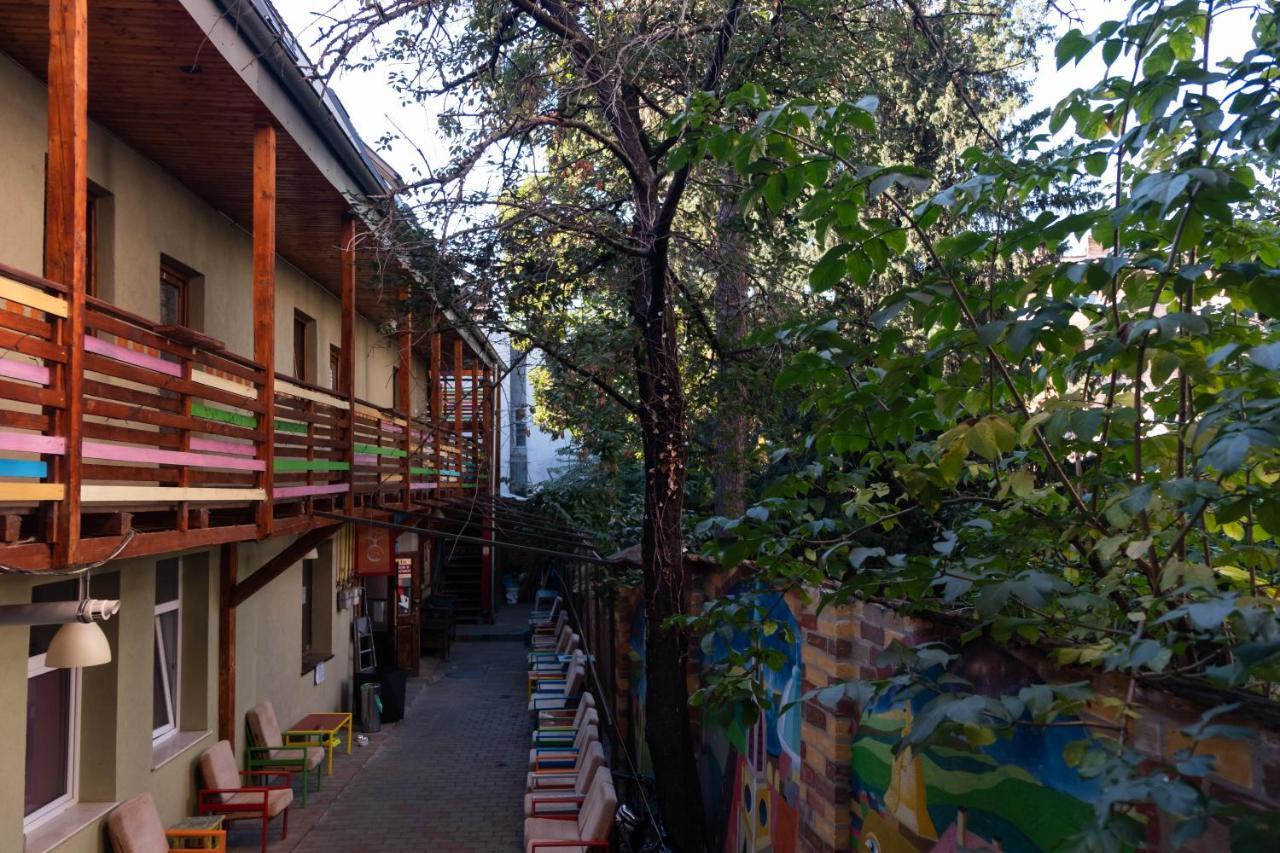 Zen Hostel Cluj-Napoca Luaran gambar