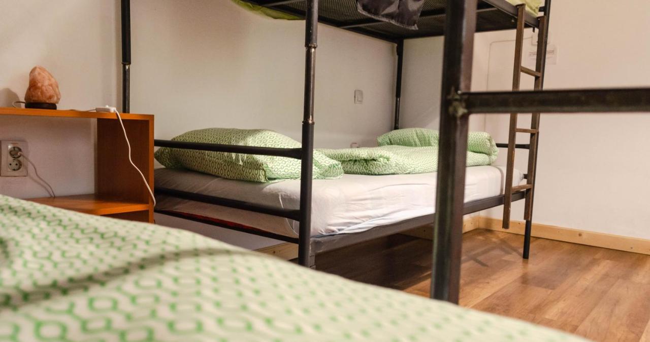 Zen Hostel Cluj-Napoca Luaran gambar
