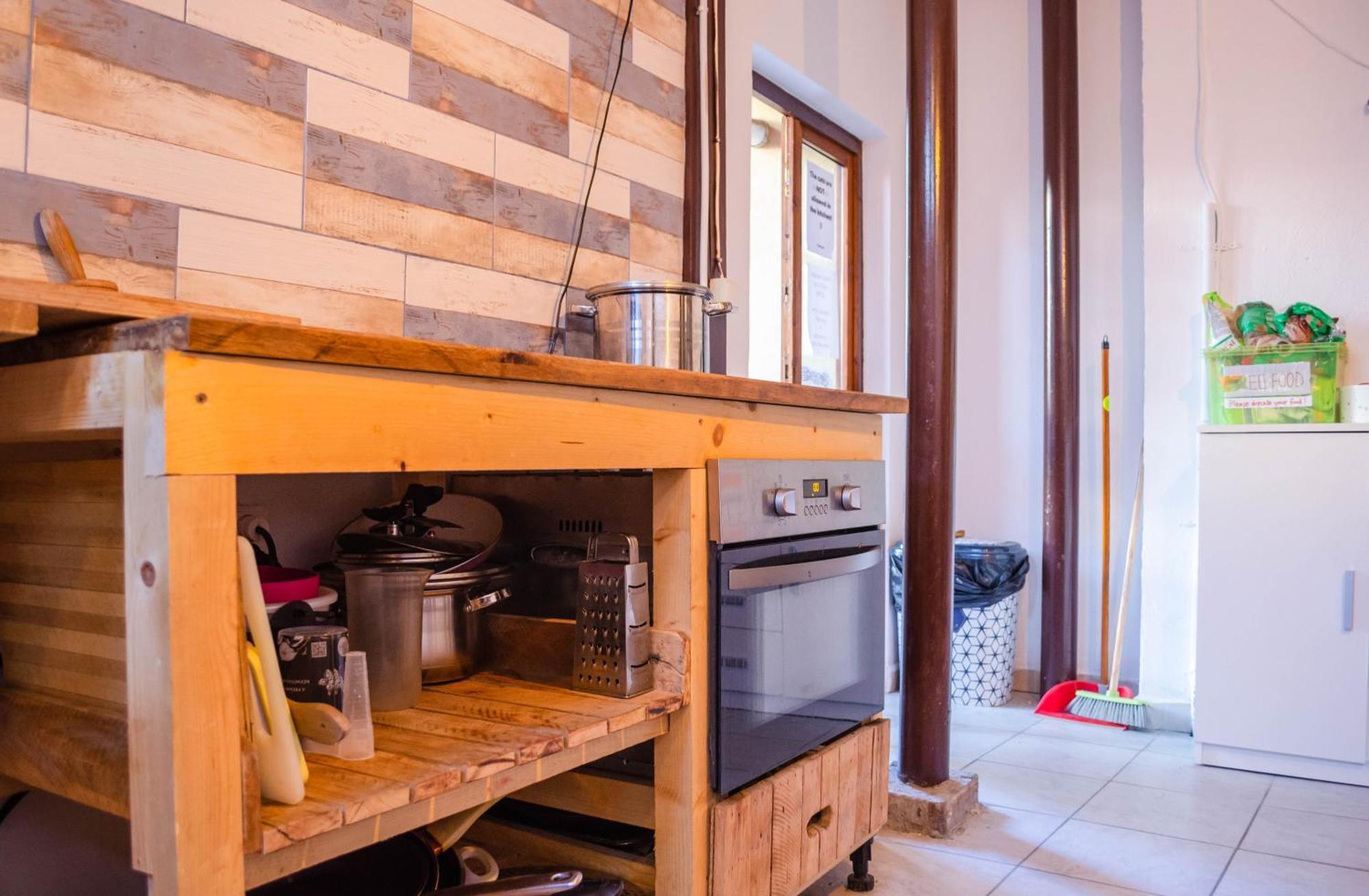 Zen Hostel Cluj-Napoca Luaran gambar